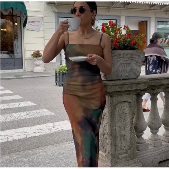 PRINTED KNIT DRESS - Picture 2 of 16